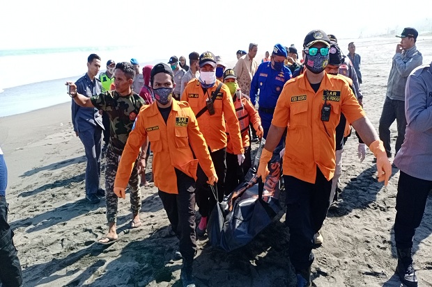 Dua Korban Tenggelam...