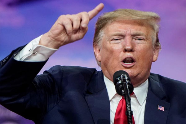 Trump Desak Gubernur...