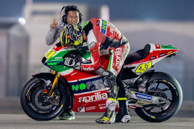 Aleix Espargaro Pede...