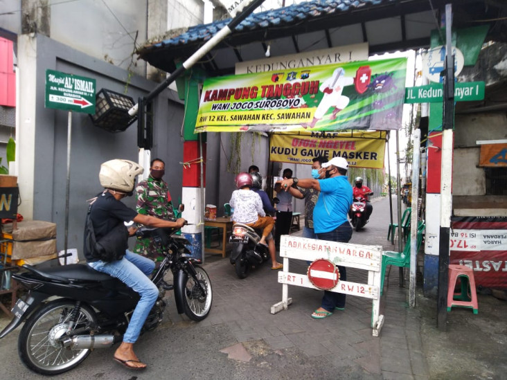 Kampung Wani Jogo Suroboyo...