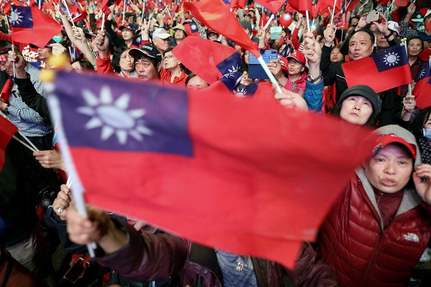 Taiwan Desak China Minta...