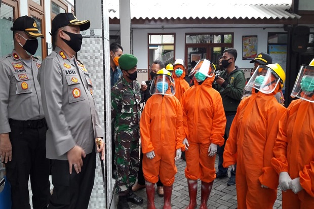 Kapolres Nilai Kampung...