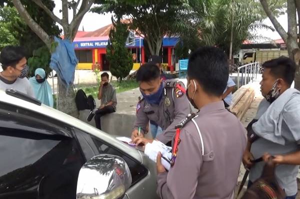 Hindari Pos Pemeriksaan,...