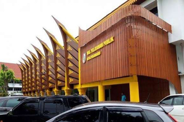 Sejumlah Gerai di MPP...