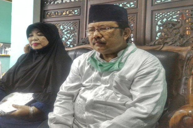 Menabung 8 Tahun, Pasangan...