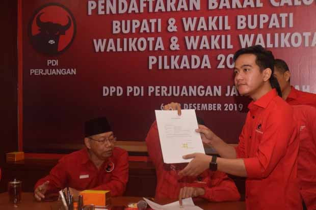 Tanpa Syarat, Golkar...