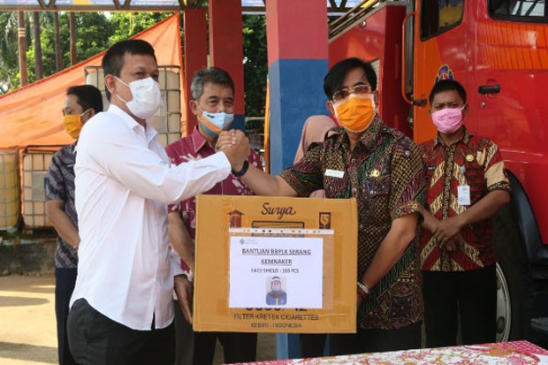 Kemnaker Sumbang APD...