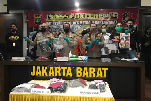 Baku Tembak di Bantar...