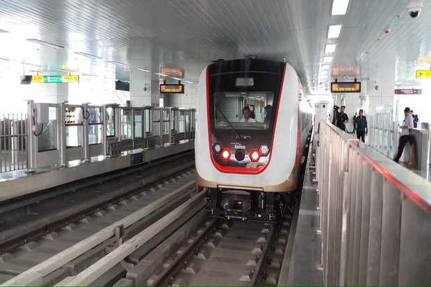 Mulai Senin LRT Kelapa...
