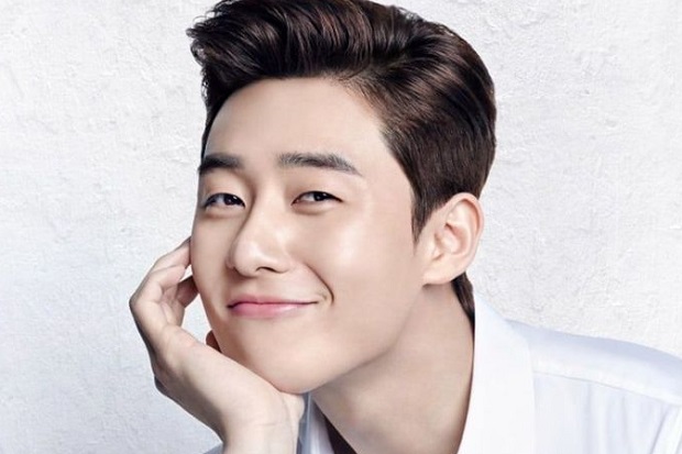 Park Seo Joon Artis...