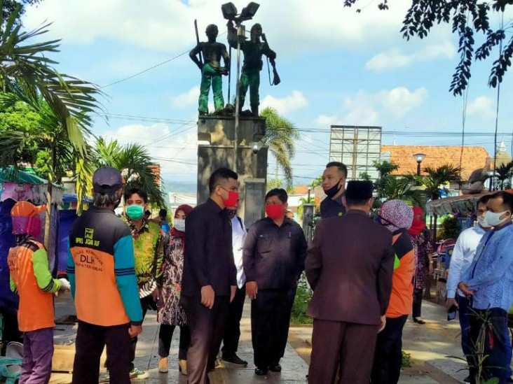DPRD Kendal Minta Ruang...