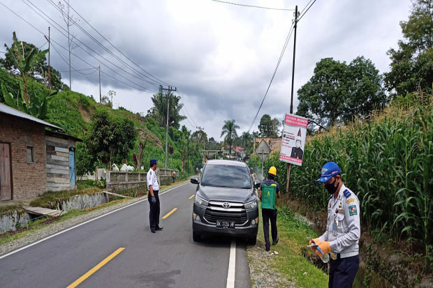 Kendaraan Masuk Kawasan...
