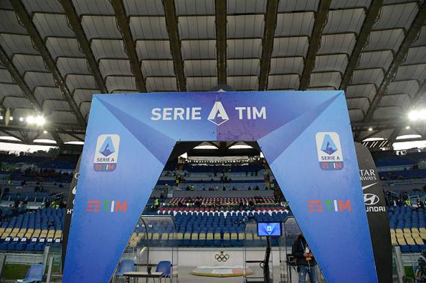 Serie A Gunakan Format...