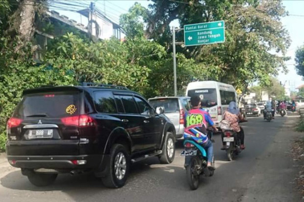 Angkutan Umum di Pangandaran...