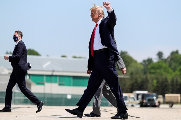Trump Perintahkan Garda...