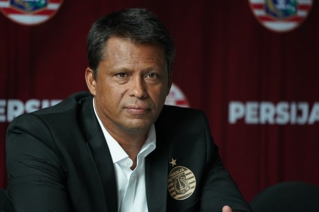 Rayakan Ulang Tahun,...