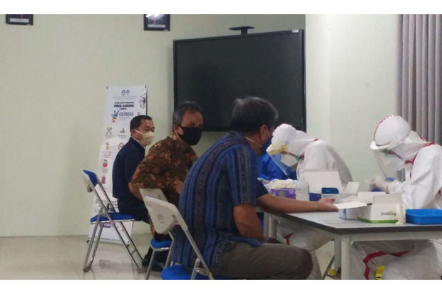 Cegah Penularan Corona,...