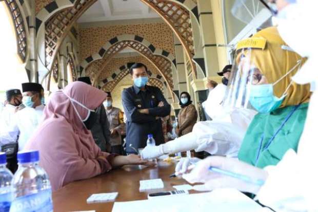 Hasil Rapid Test di...