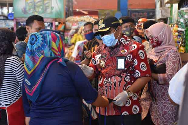 Bupati Pekalongan Sosialisasikan...
