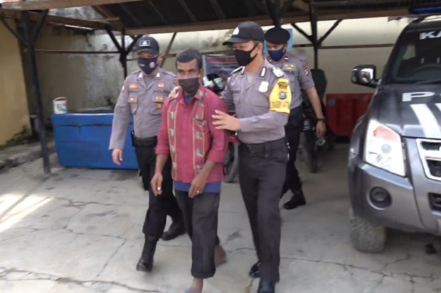 Sadis, Siswa SMP Dibacok...