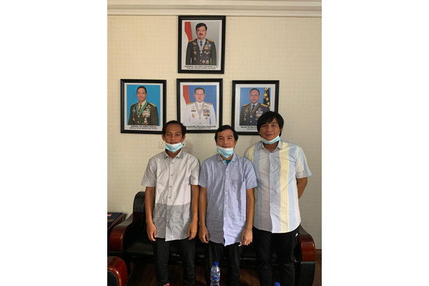Lewat Operasi Rahasia,...