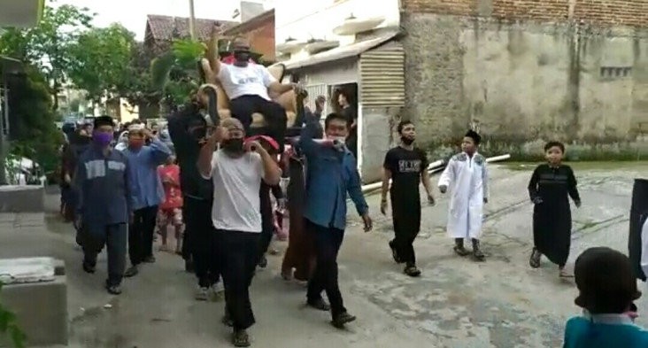 Pulang dari Ruang Isolasi...