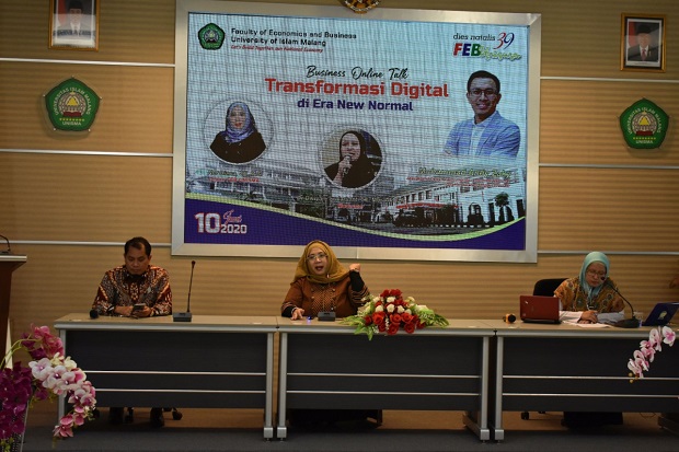 Rayakan Dies Natalis...