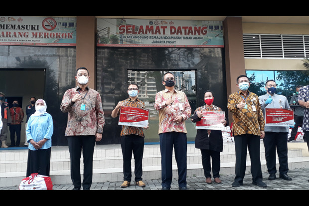 Datang ke GOR Karet...