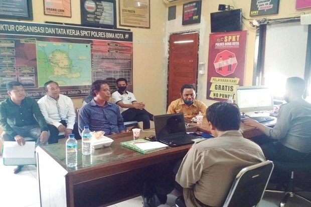 Emosi saat Debat, Ketua...