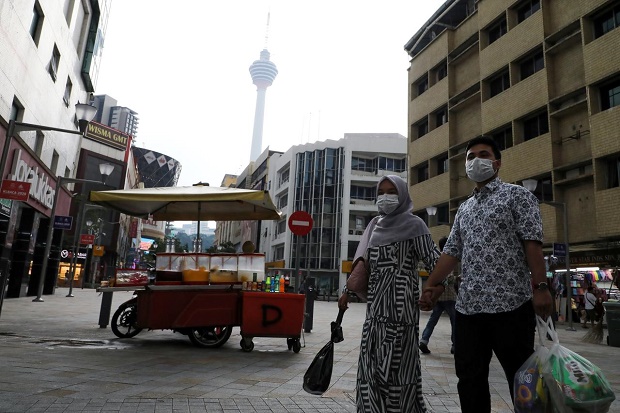 Malaysia Klaim WNI Diperlakukan...