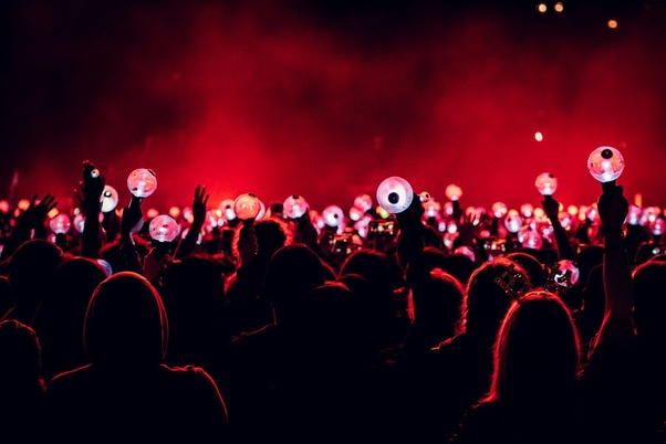 Mengintip Sejarah Lightstick,...