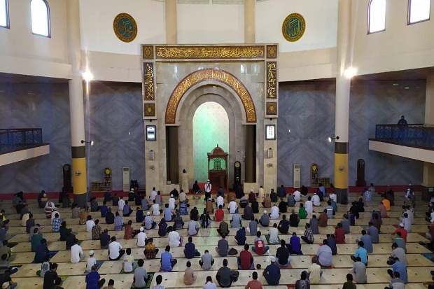 Salat Jumat Perdana...