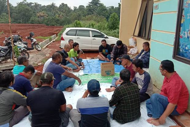 Warga Perumahan Green...