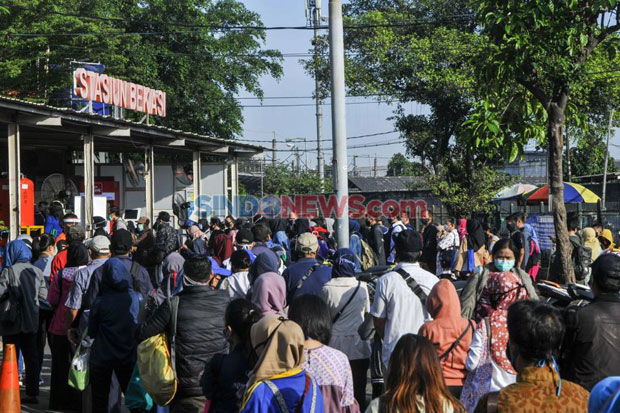 Stasiun Bekasi Perketat...