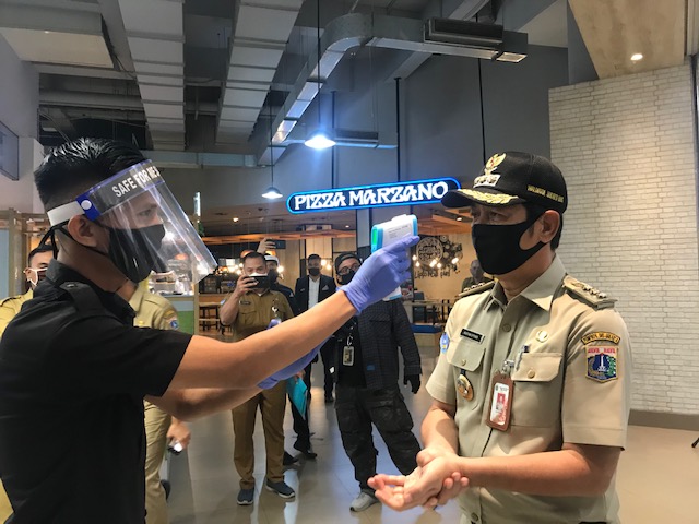 Wali Kota Jakarta Barat...