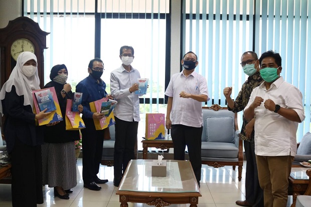 DPRD Surabaya Dukung...
