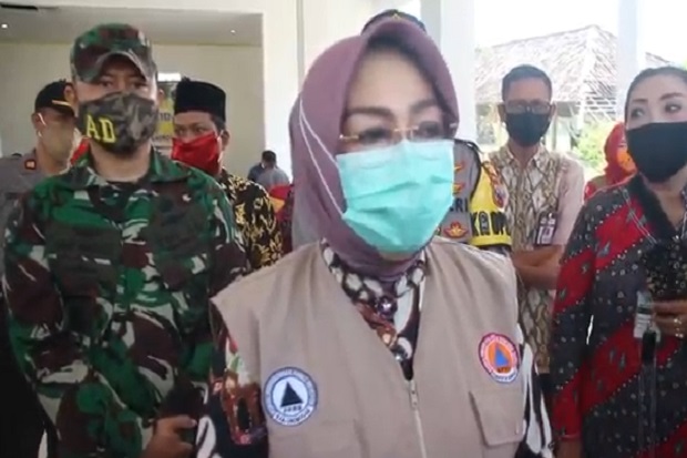 5 Warga Positif COVID-19,...