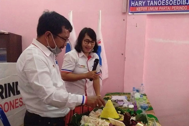 Rayakan HUT Ke-5 saat...