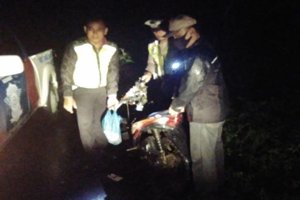 Terebos Hujan Kendarai...