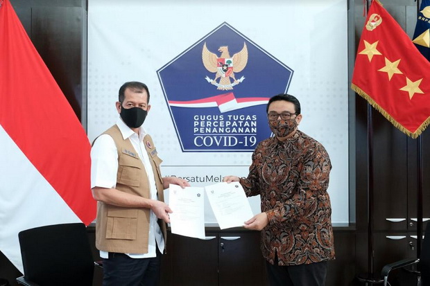 Unilever Indonesia Salurkan...