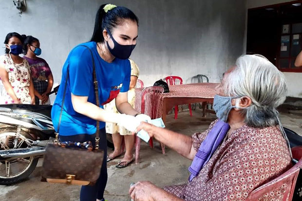 SGR Salurkan Bantuan...