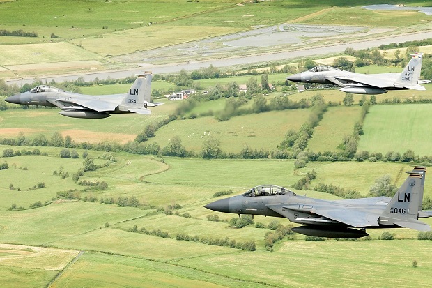 Jet Tempur F-15C AS...