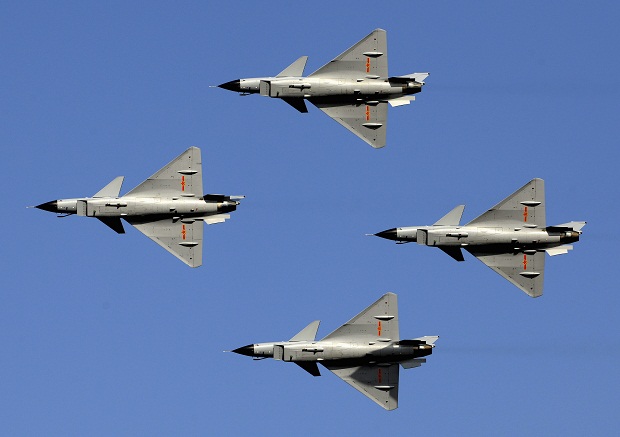 Jet Tempur China J-10...