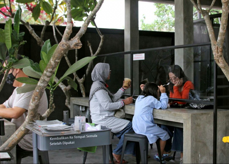 Terbitkan Perwali Covid-19,...