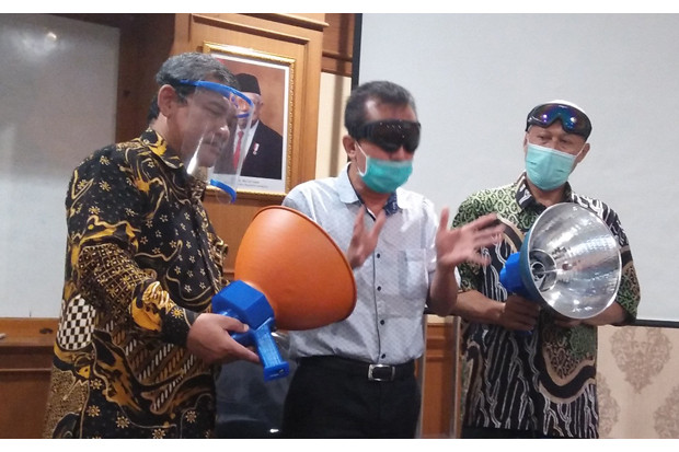 UAD Kembangkang Alat...