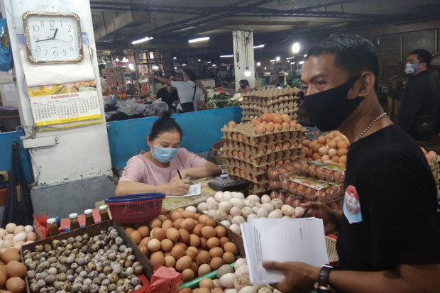 Pedagang Pasar Petisah...