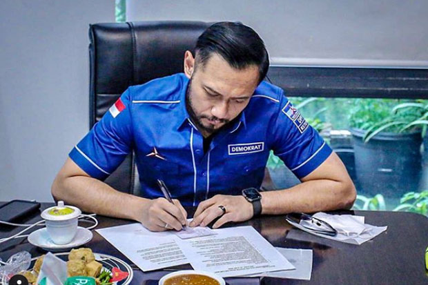 Gorengan, Cabai Rawit,...