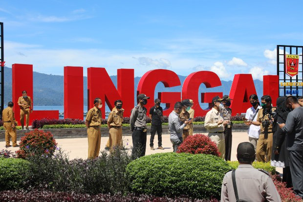 Objek Wisata Dibuka,...