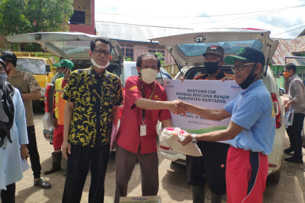 Pegadaian Salurkan Bantuan...