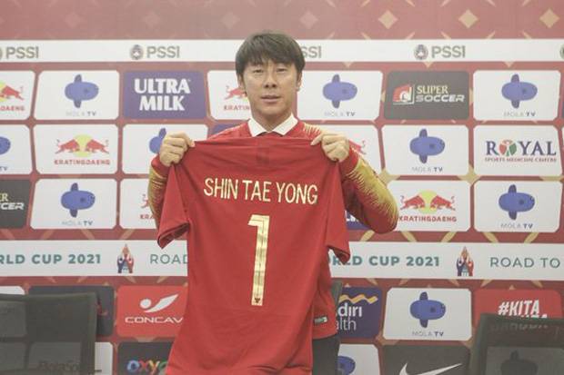 Shin Tae-yong Kritik...